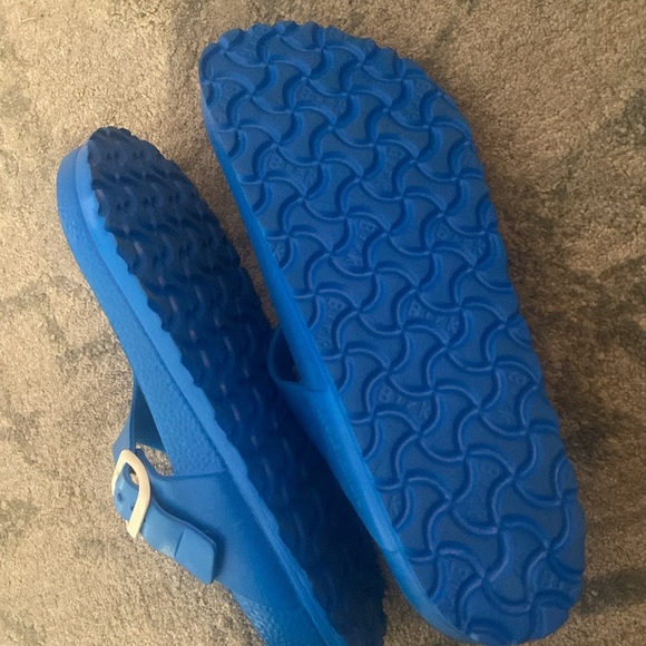 Birkenstock Gizeh, blue NWOT - Picture 2 of 3